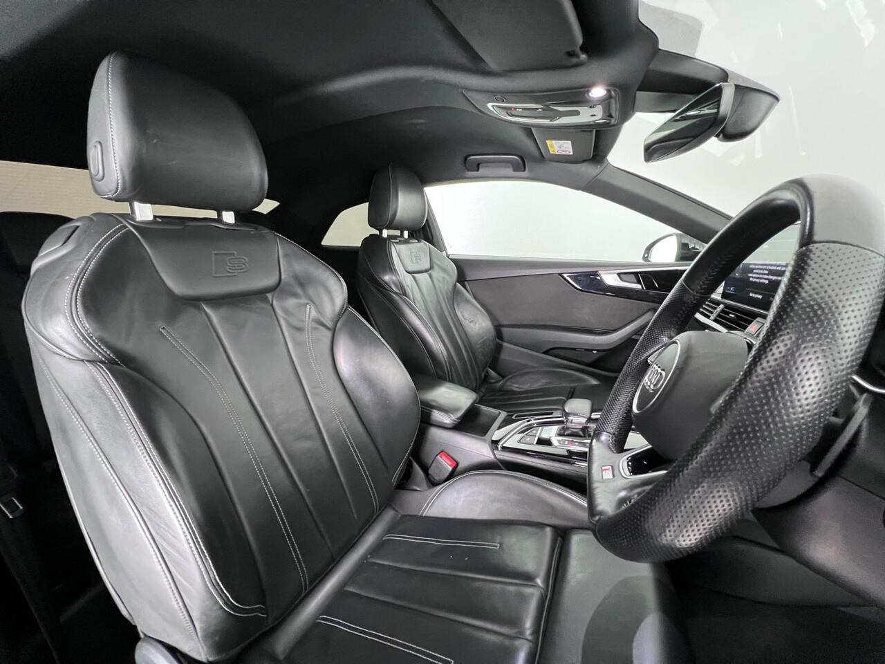 Audi A5 thumbnail Seat Driver