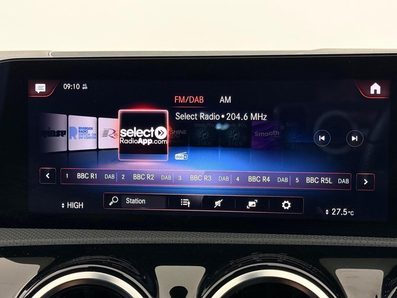 Mercedes-Benz A Class thumbnail Infotainment System