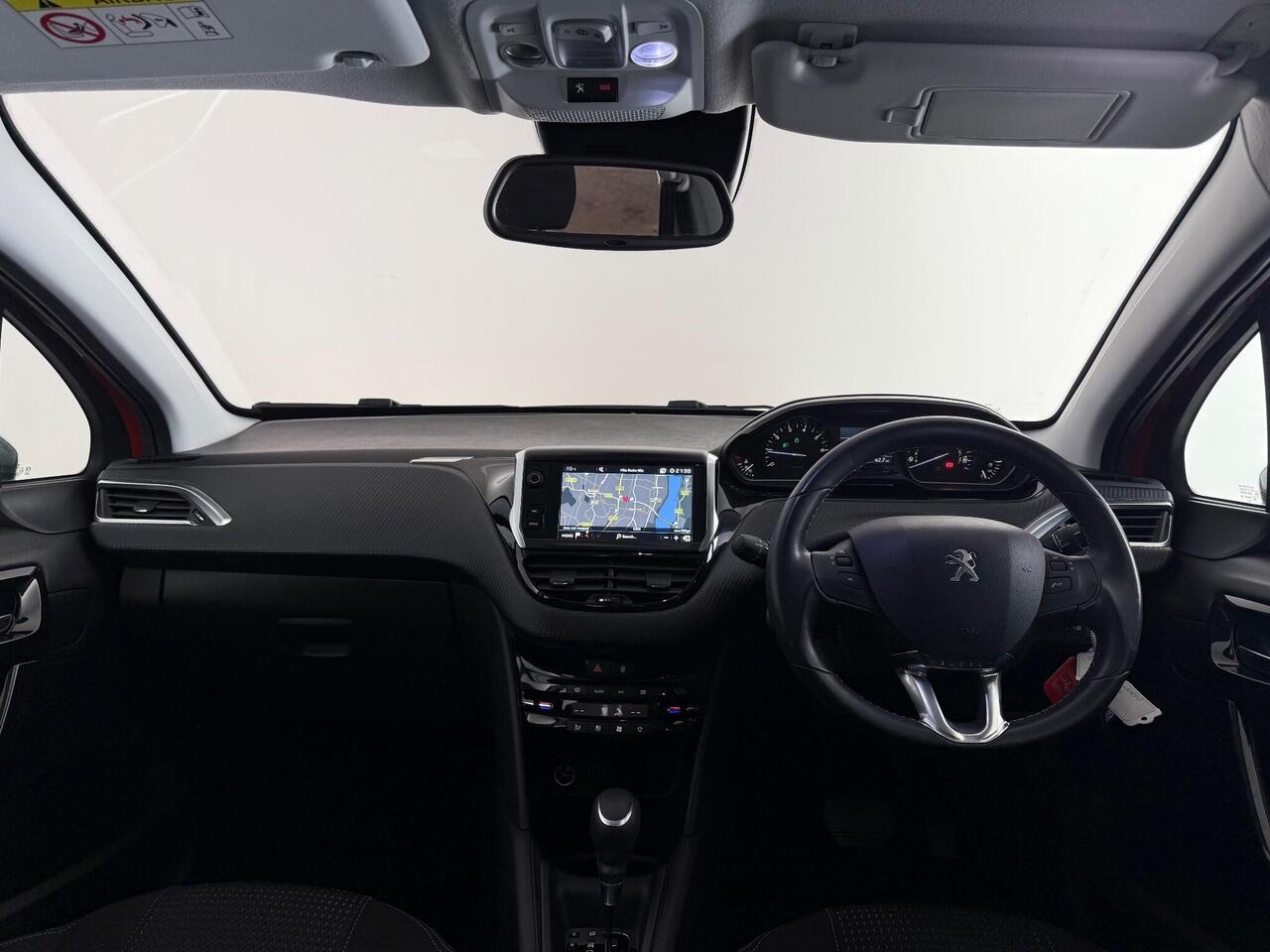 Peugeot 208 thumbnail Interior Front