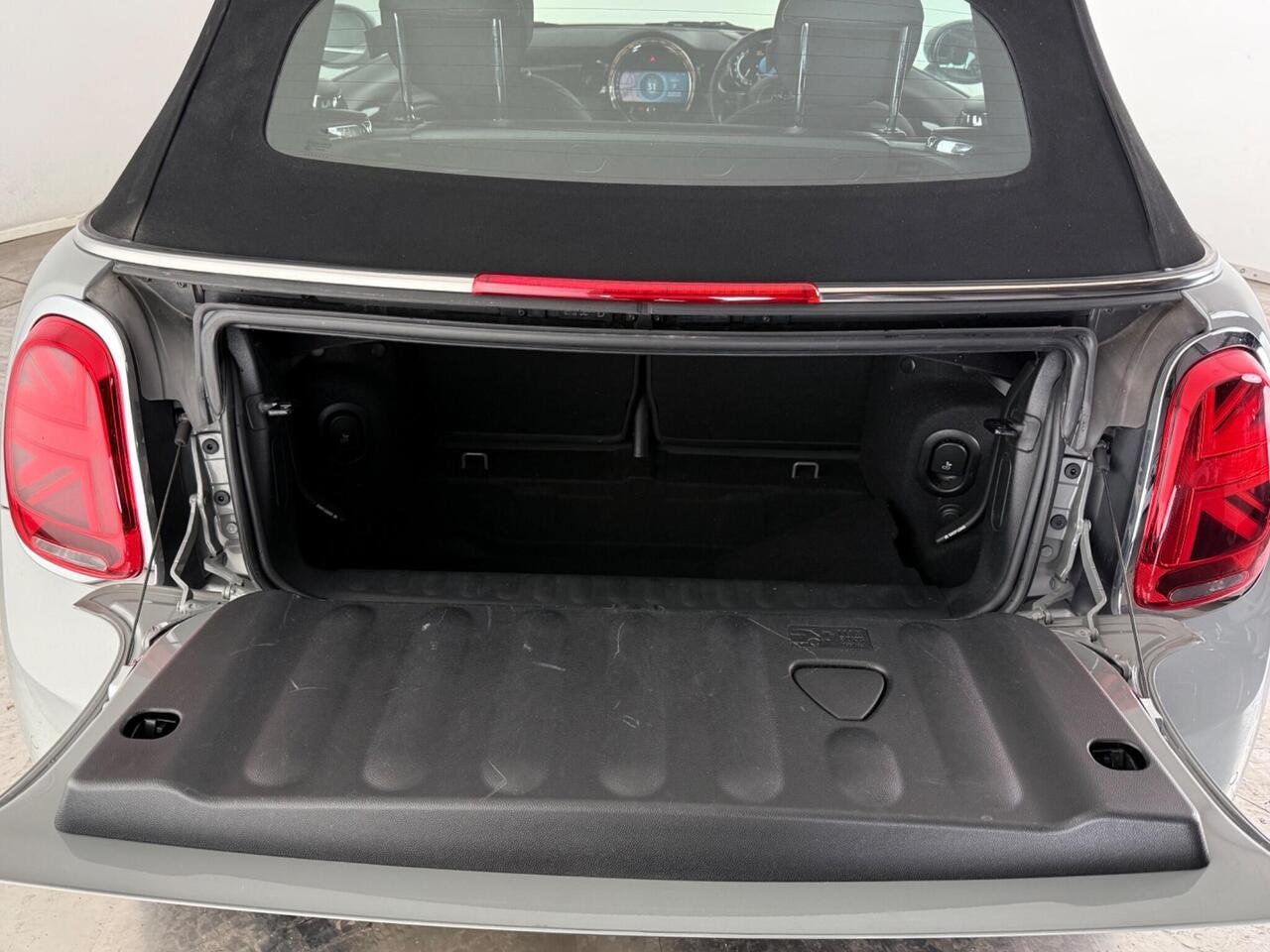 MINI Convertible thumbnail Boot