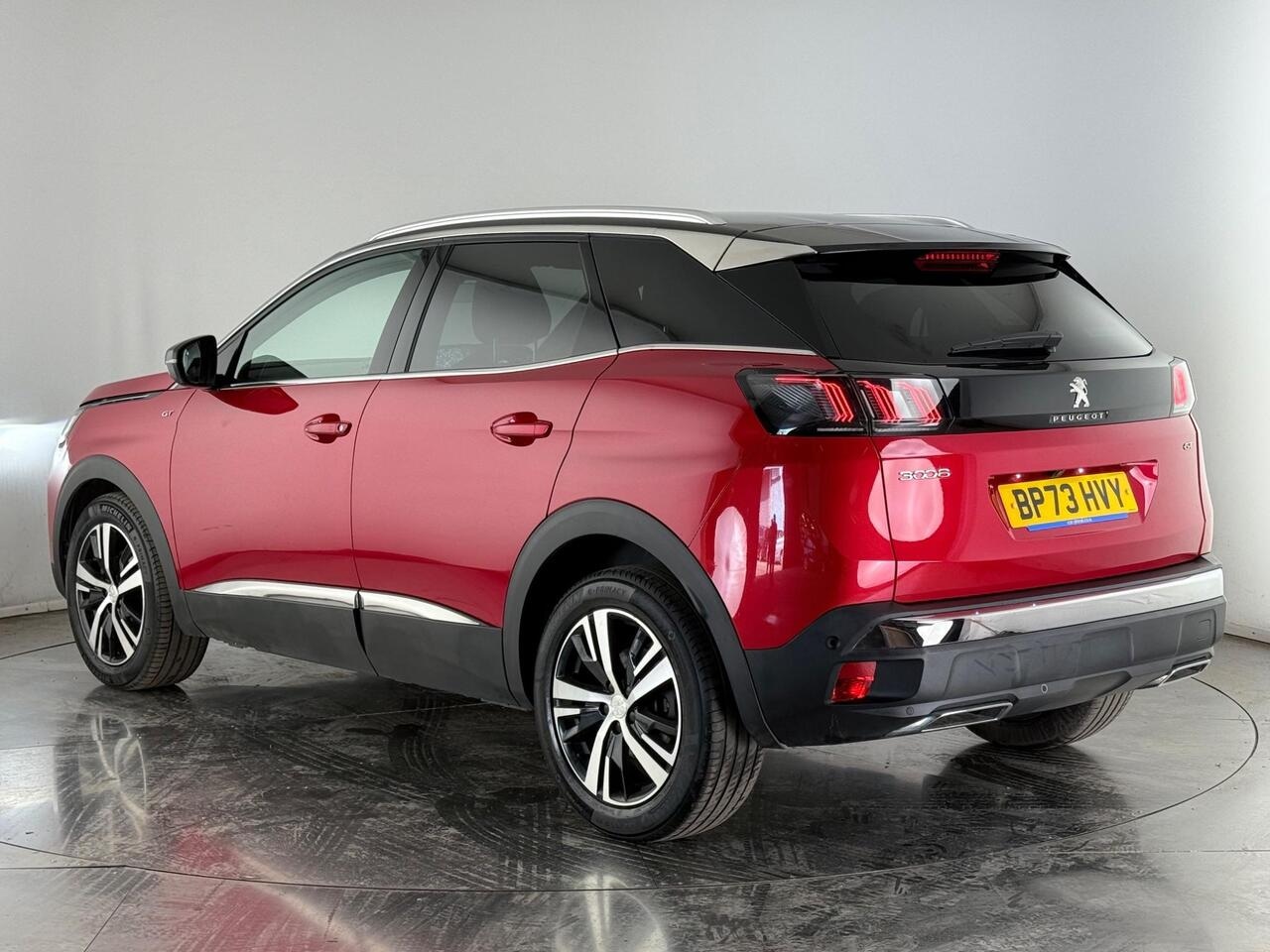 Peugeot 3008 thumbnail Rear Left