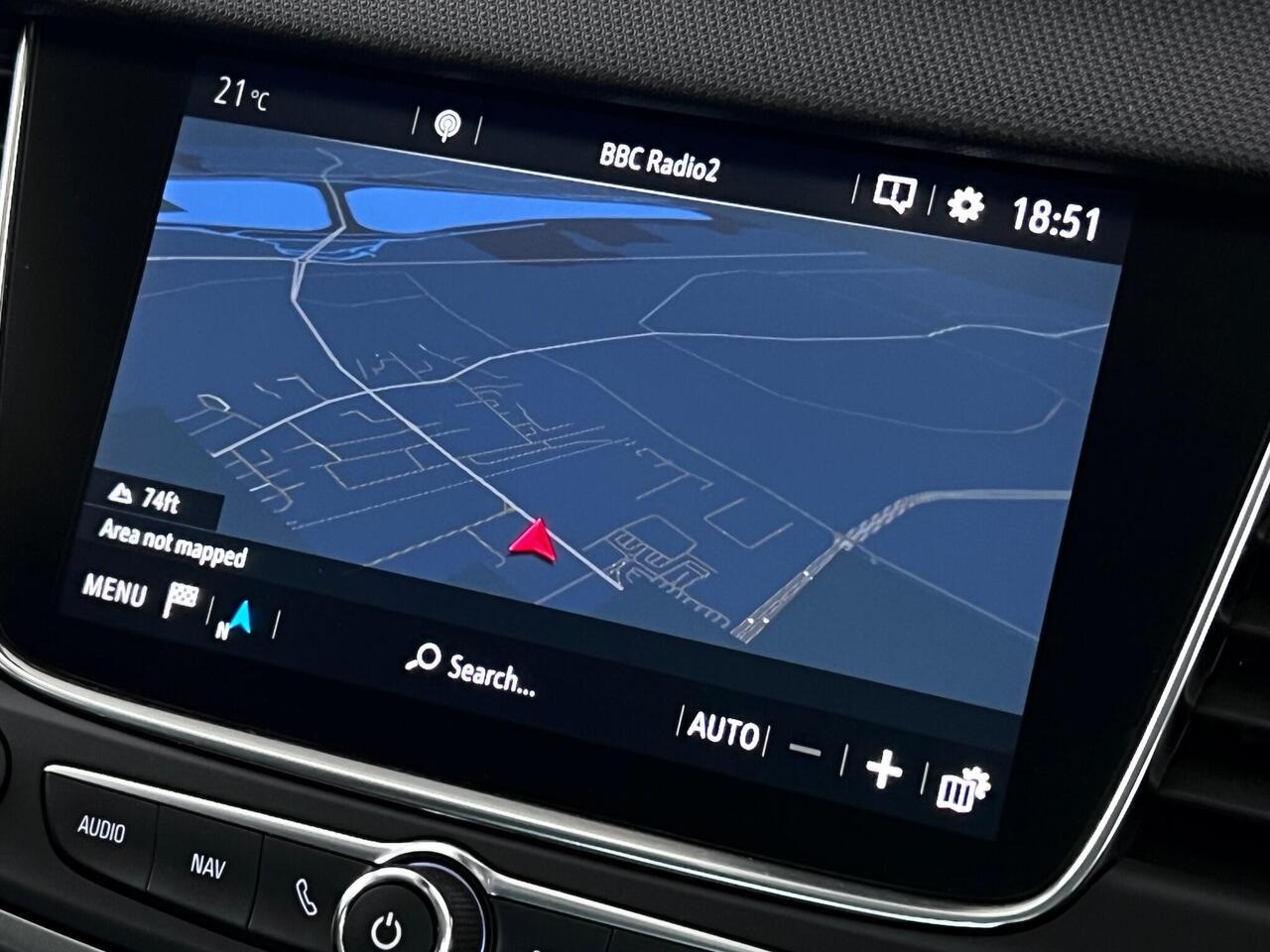 Vauxhall Crossland thumbnail Infotainment System