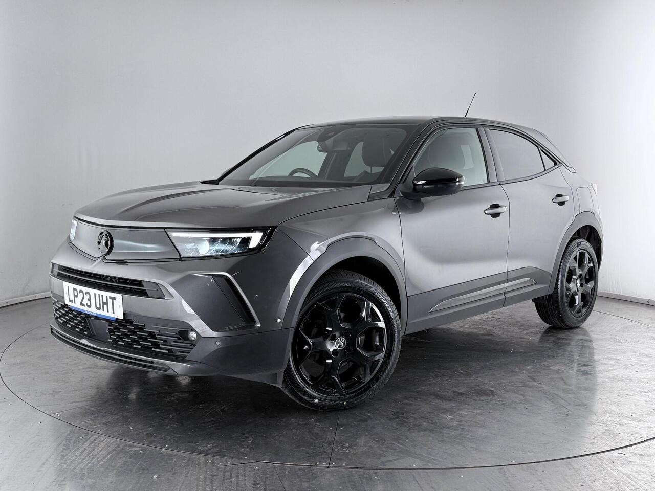Vauxhall Mokka thumbnail Front Left