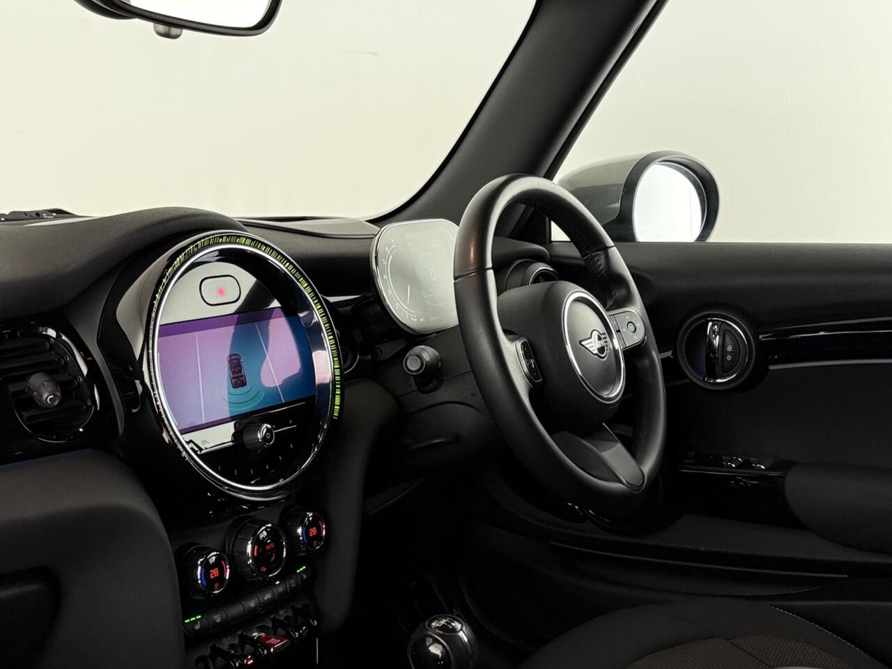 MINI Convertible thumbnail Interior Front