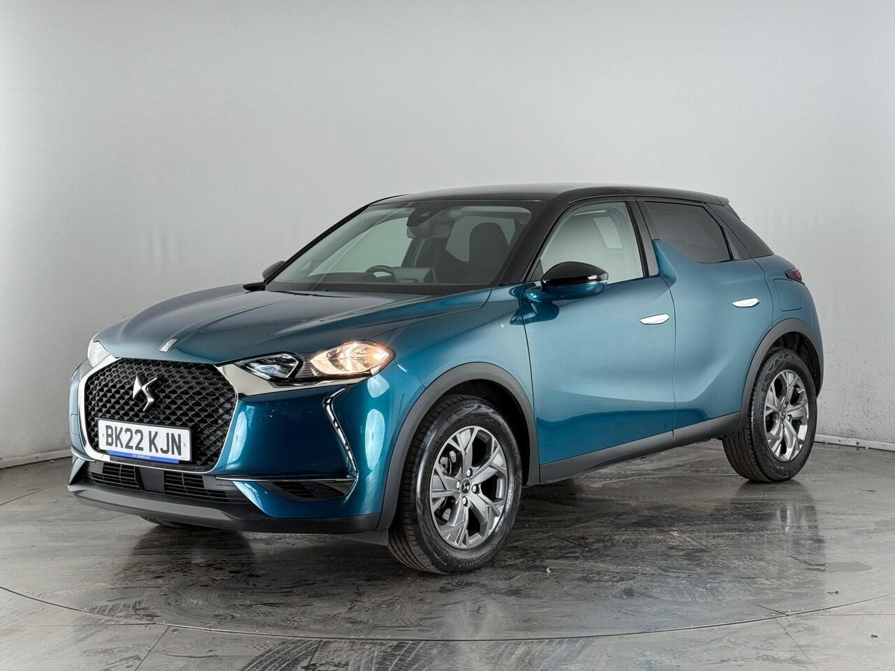 DS AUTOMOBILES DS 3 CROSSBACK thumbnail Front Left