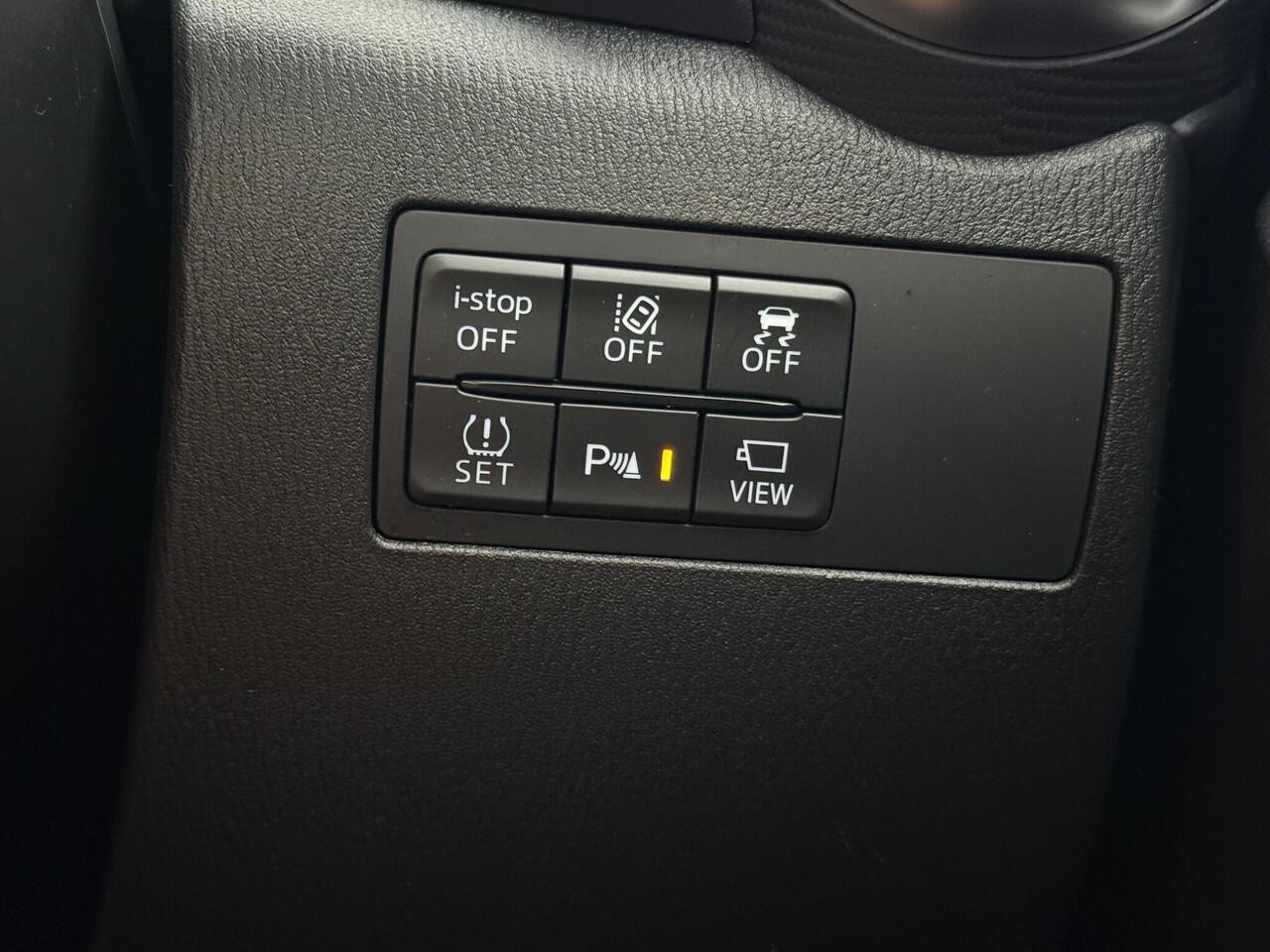 Mazda Mazda2 thumbnail Misc Controls