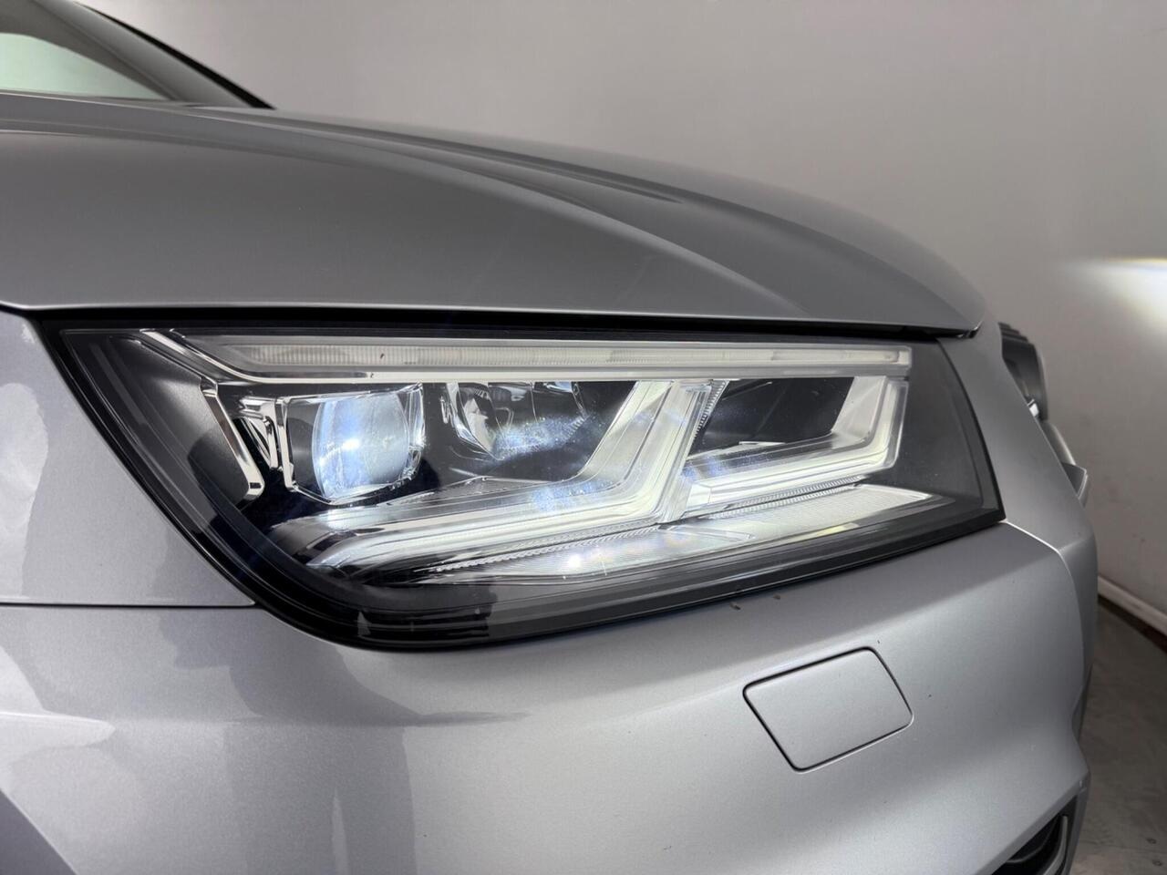Audi Q5 thumbnail Lights Front