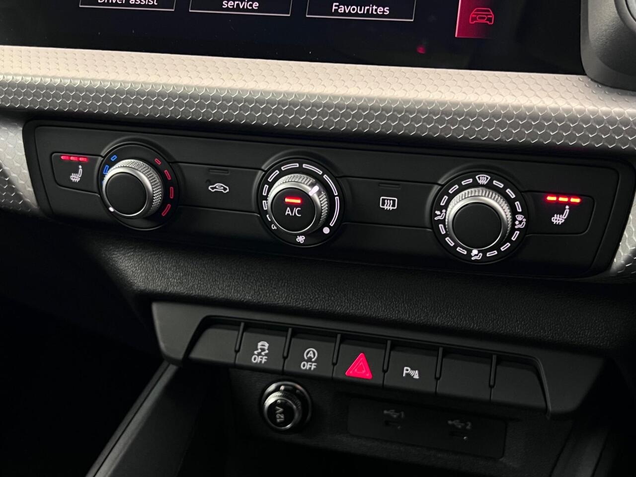 Audi A1 thumbnail Misc Controls