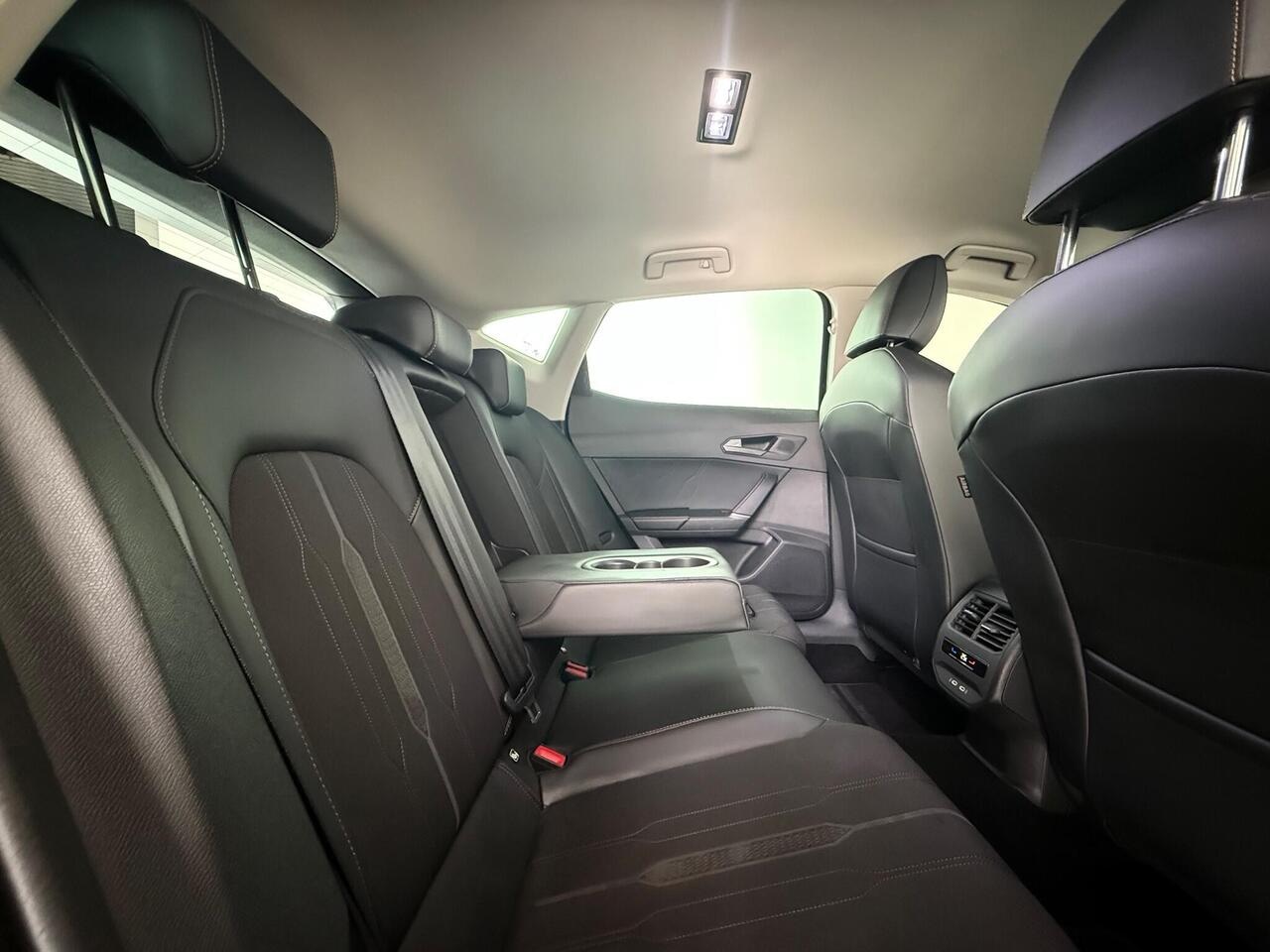 CUPRA Formentor thumbnail Seats Rear