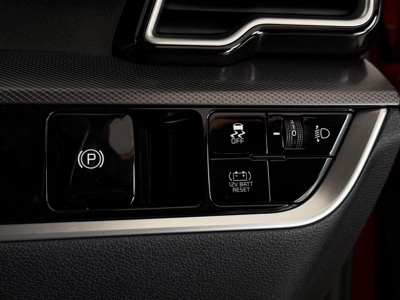 Kia Sportage thumbnail Misc Controls