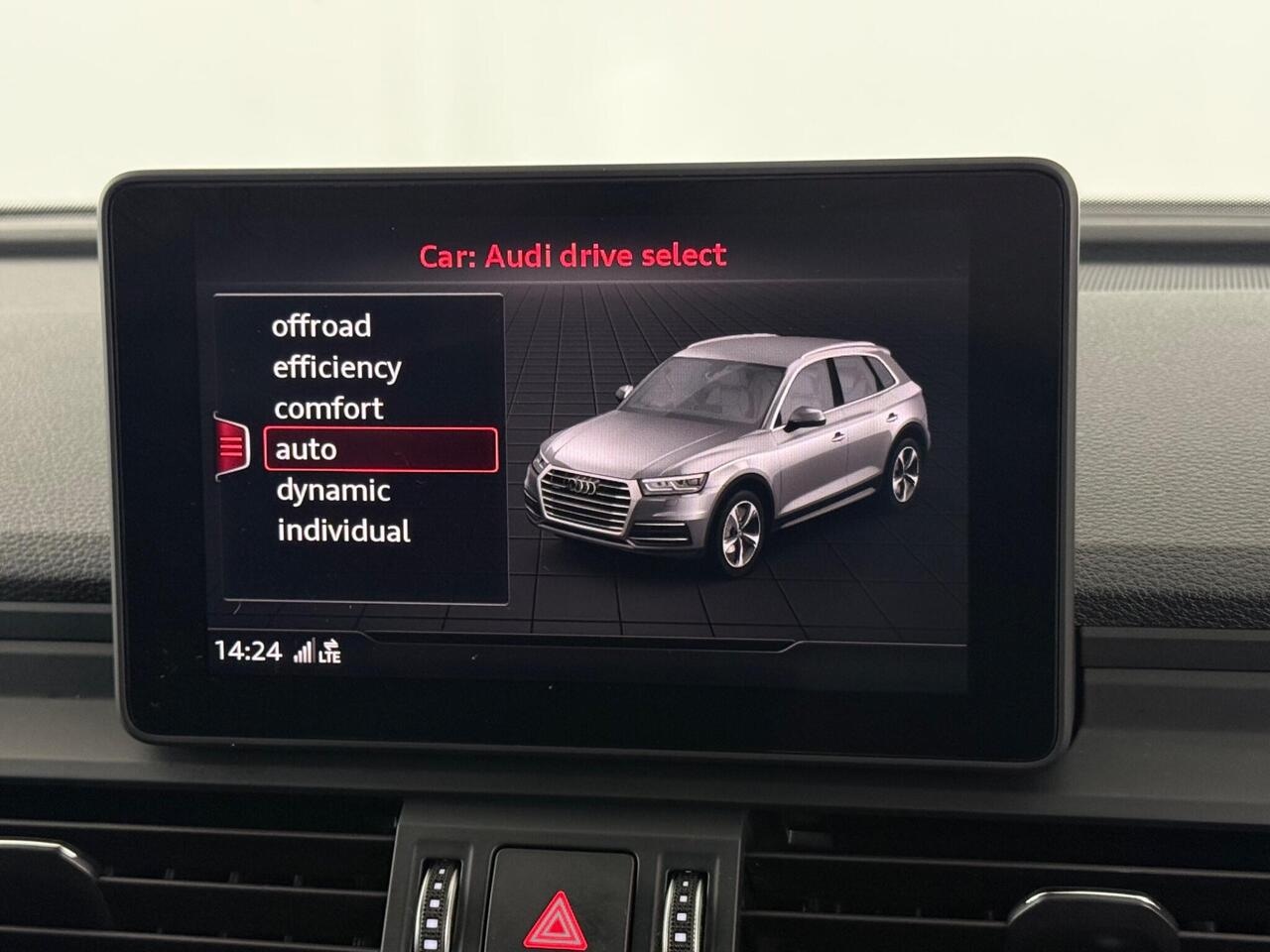 Audi Q5 thumbnail Infotainment System