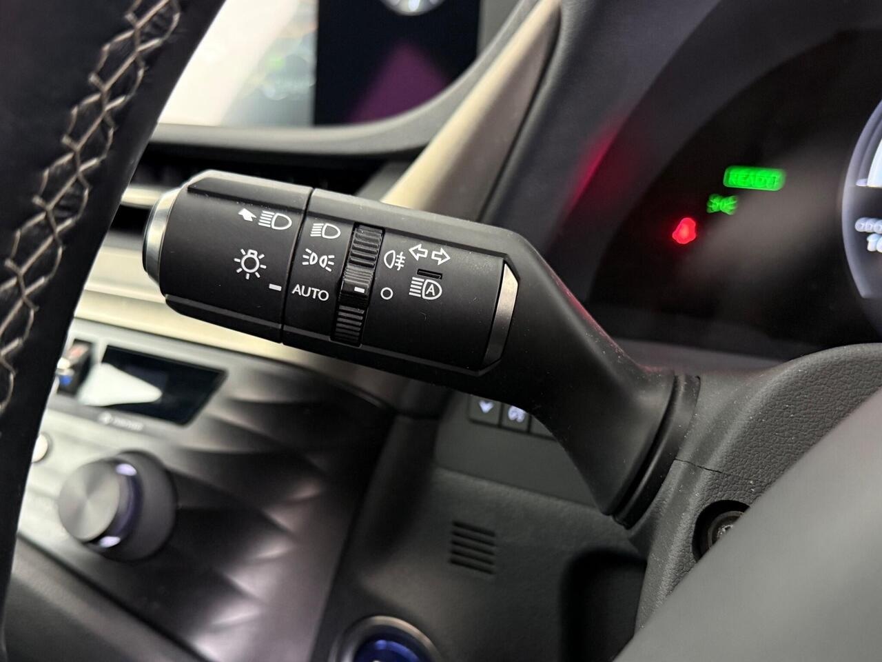 Lexus ES thumbnail Misc Controls