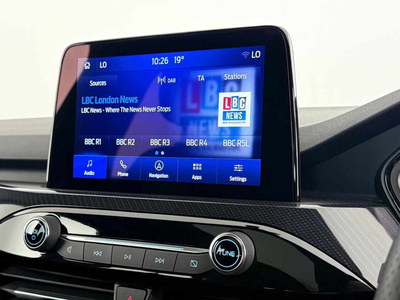Ford Kuga thumbnail Infotainment System
