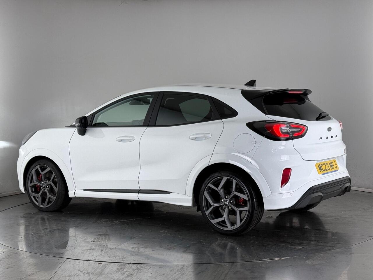 Ford Puma thumbnail Rear Left