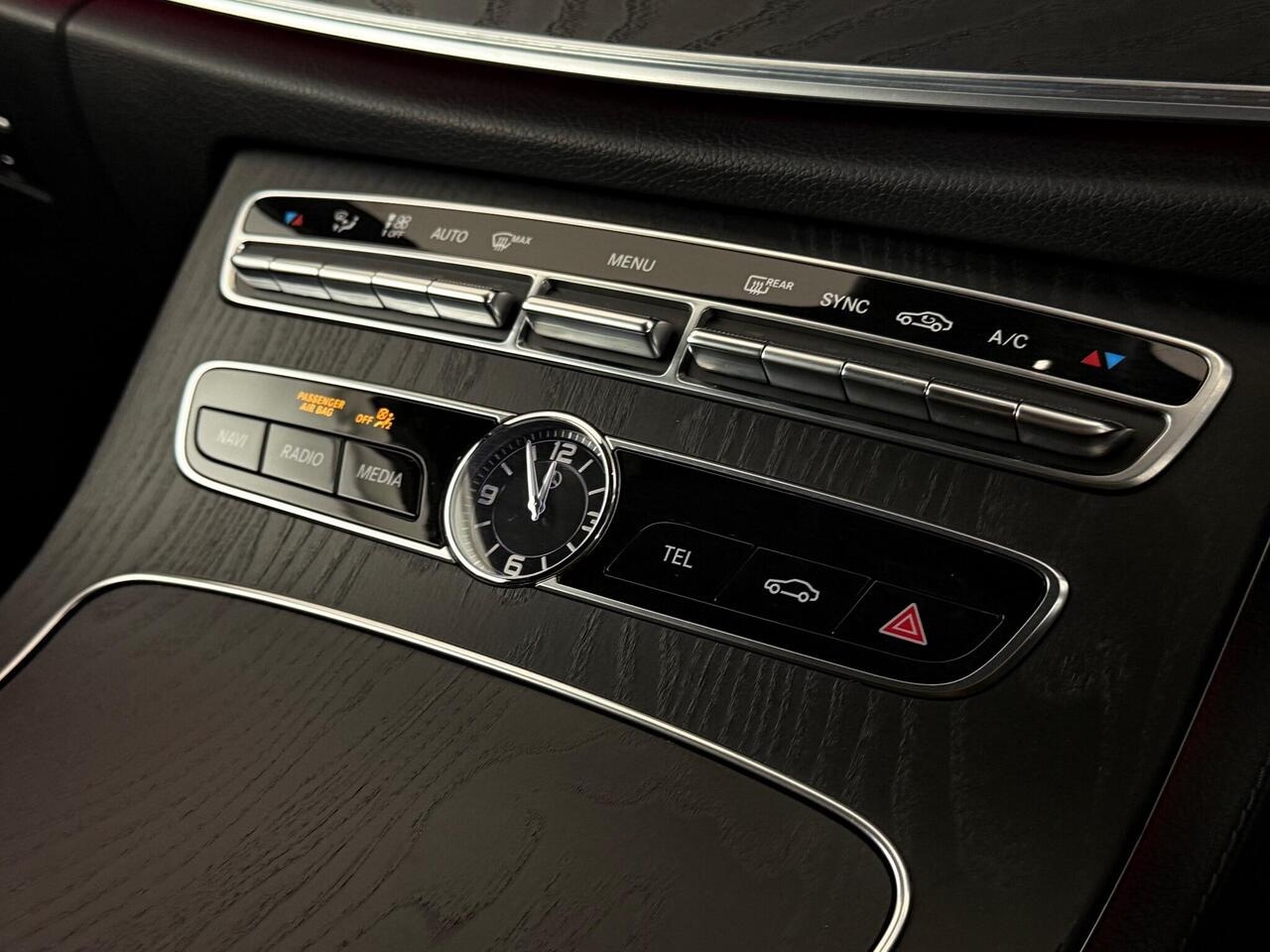 Mercedes-Benz E Class thumbnail Misc Controls