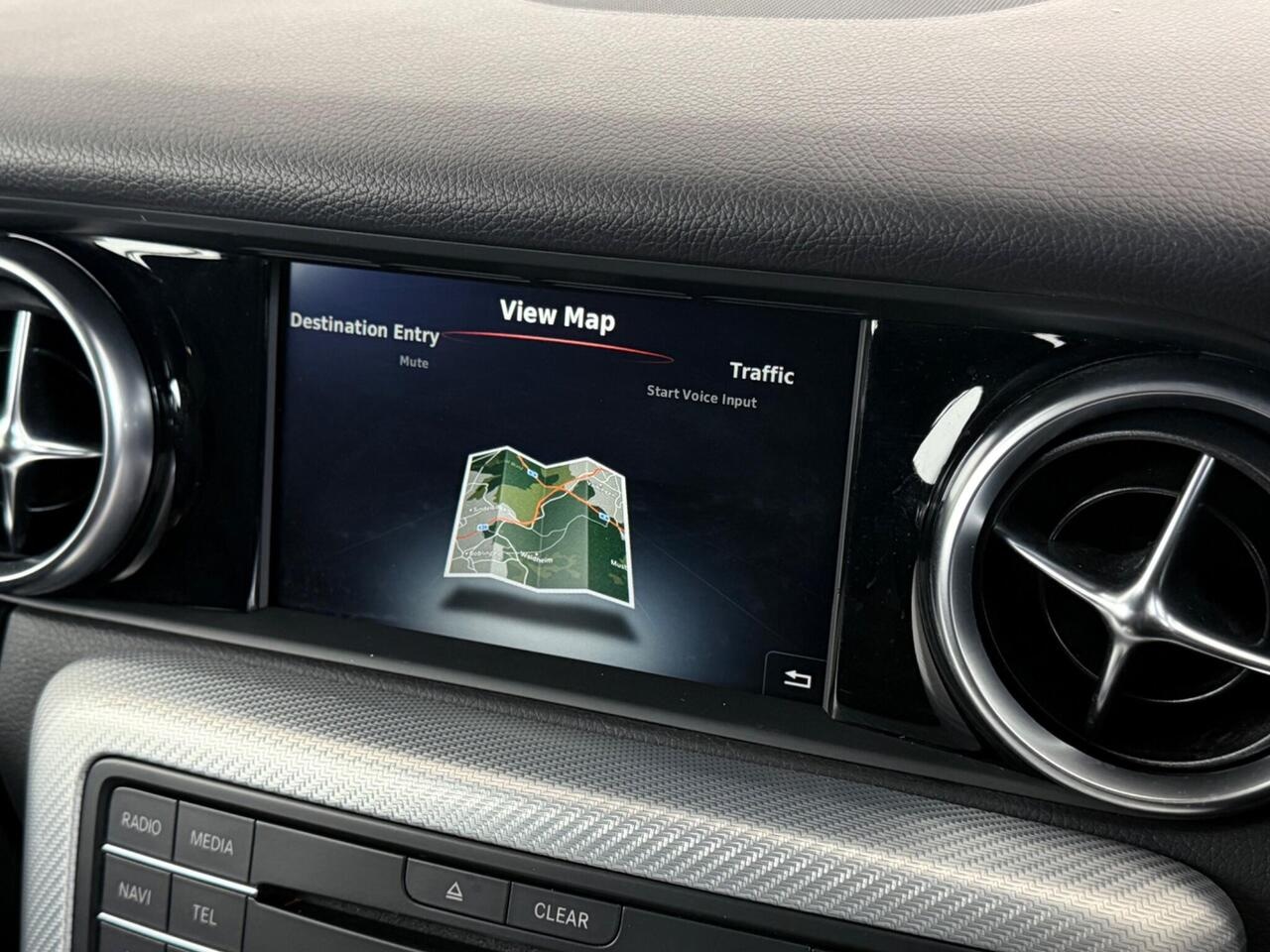 Mercedes-Benz SLC thumbnail Infotainment System