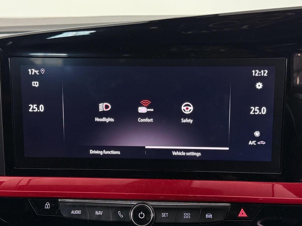 Vauxhall Mokka thumbnail Infotainment System