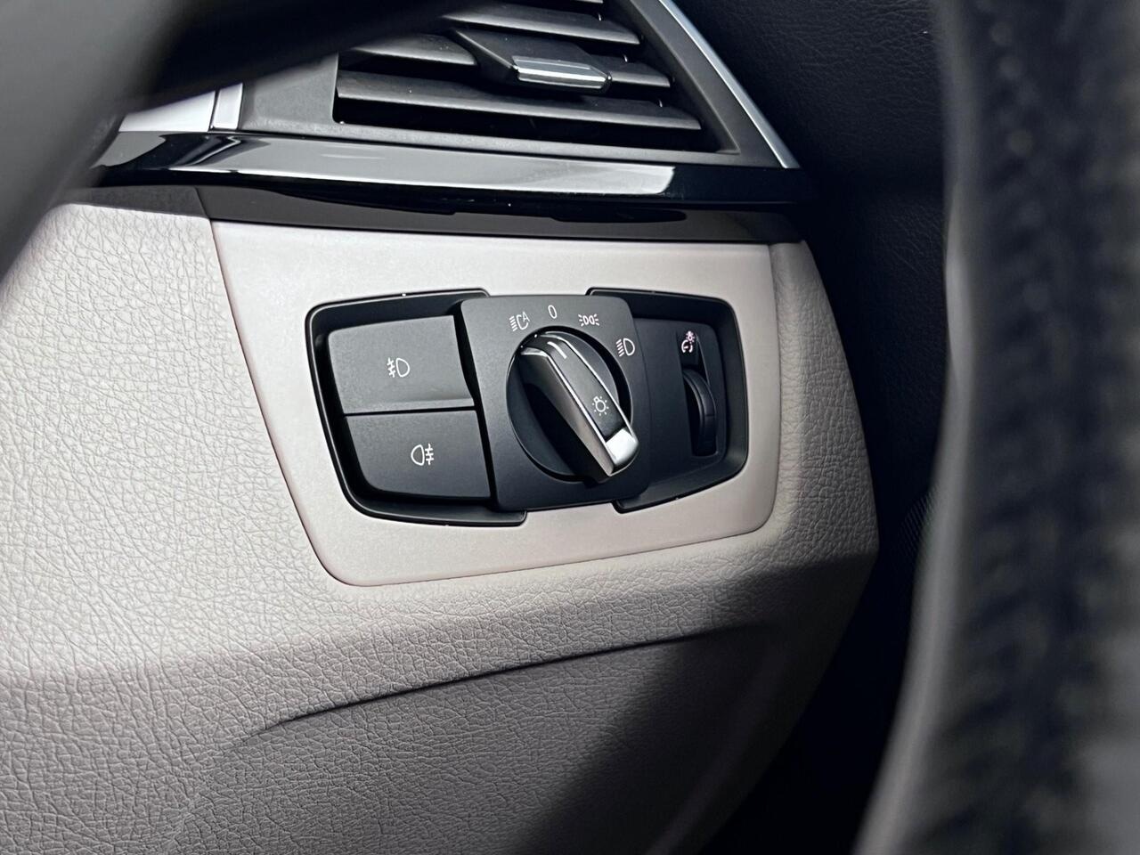 BMW 3 Series thumbnail Misc Controls
