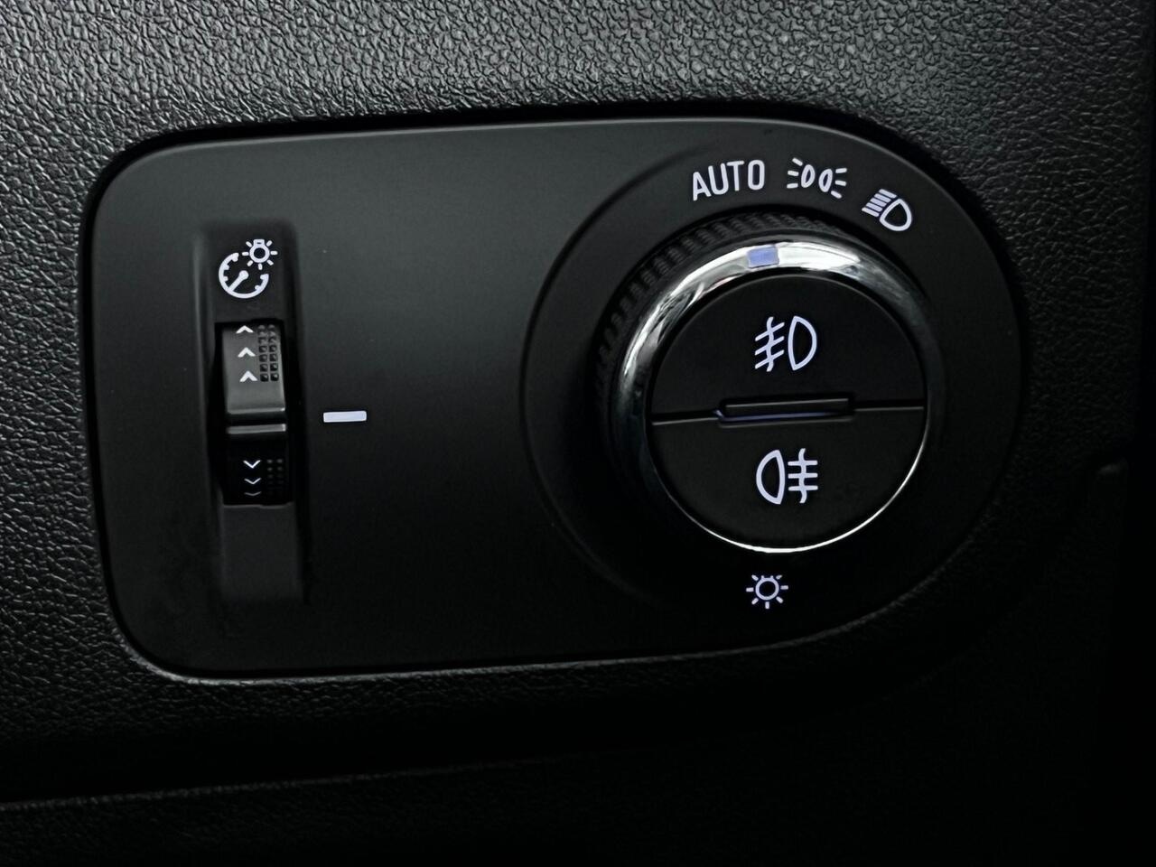 Vauxhall Crossland thumbnail Misc Controls