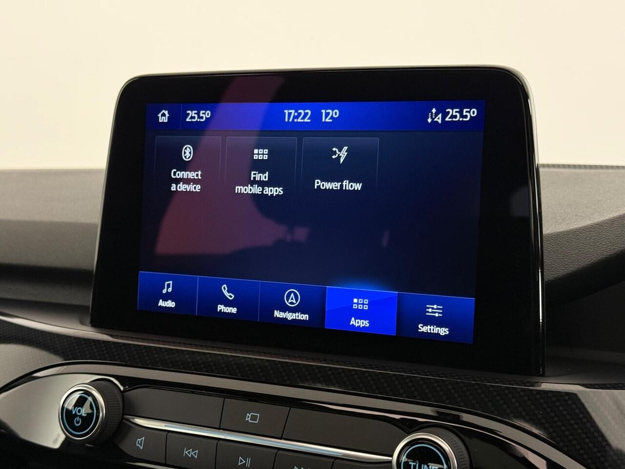 Ford Kuga thumbnail Infotainment System