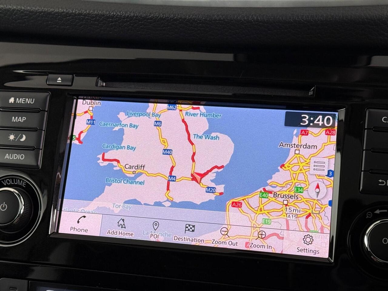Nissan Qashqai thumbnail Infotainment System