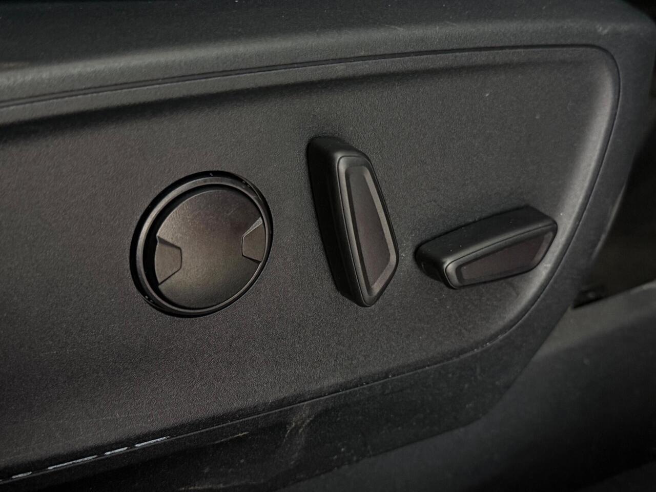 Ford Kuga thumbnail Misc Controls