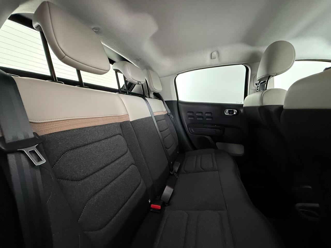 Citroen C3 thumbnail Seats Rear