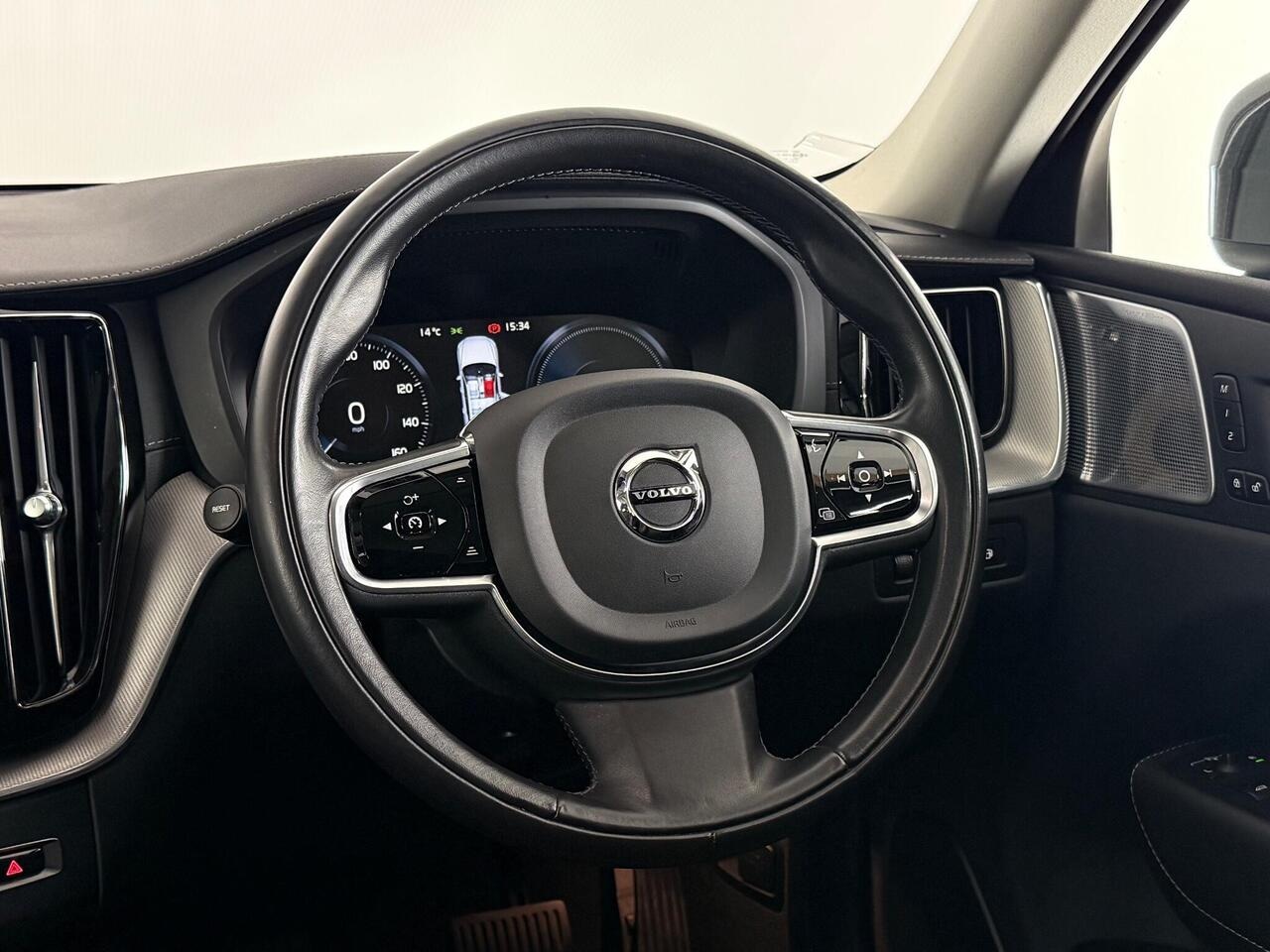 Volvo XC60 thumbnail Steering Wheel