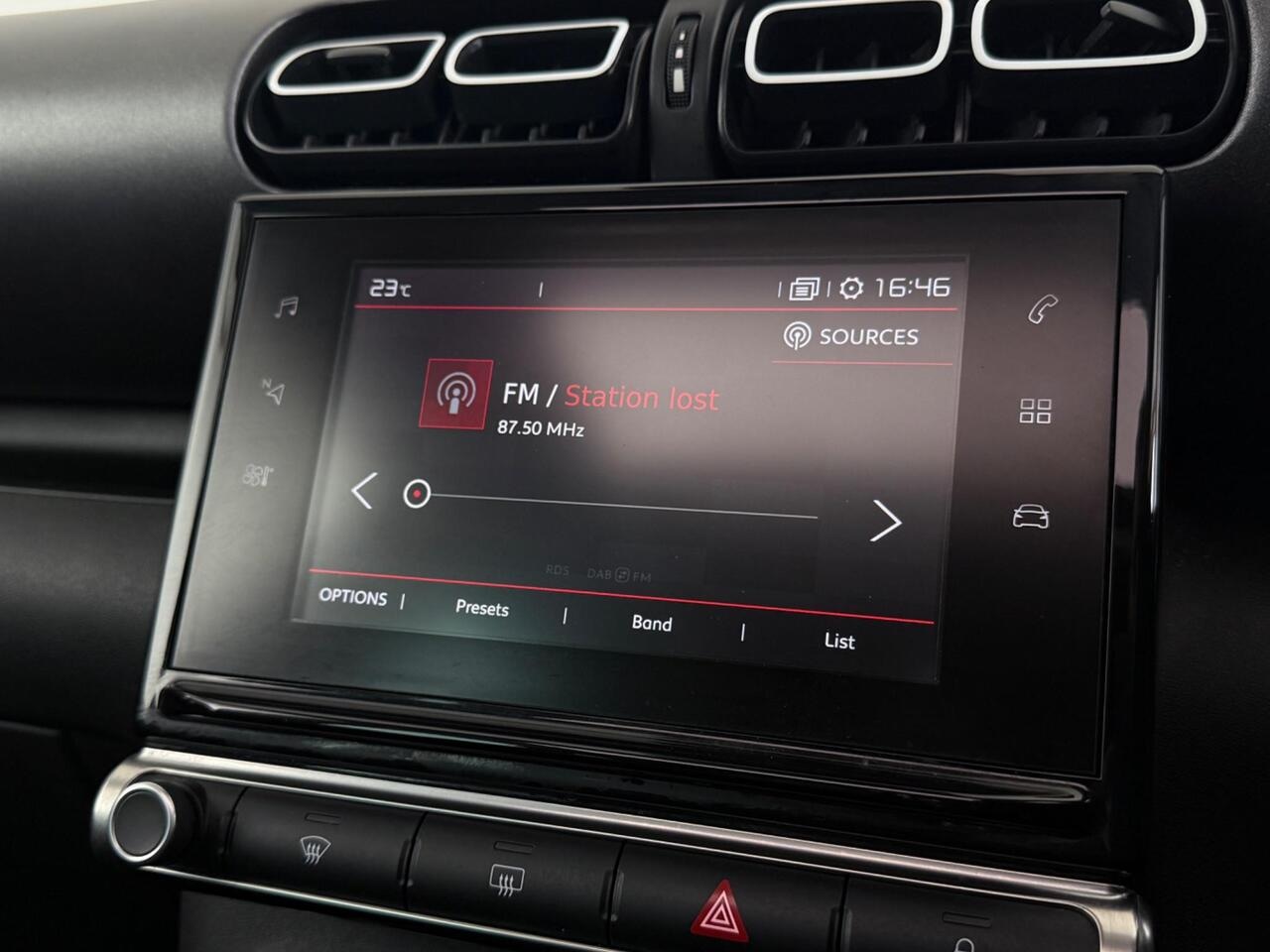 Citroen C3 Aircross thumbnail Infotainment System