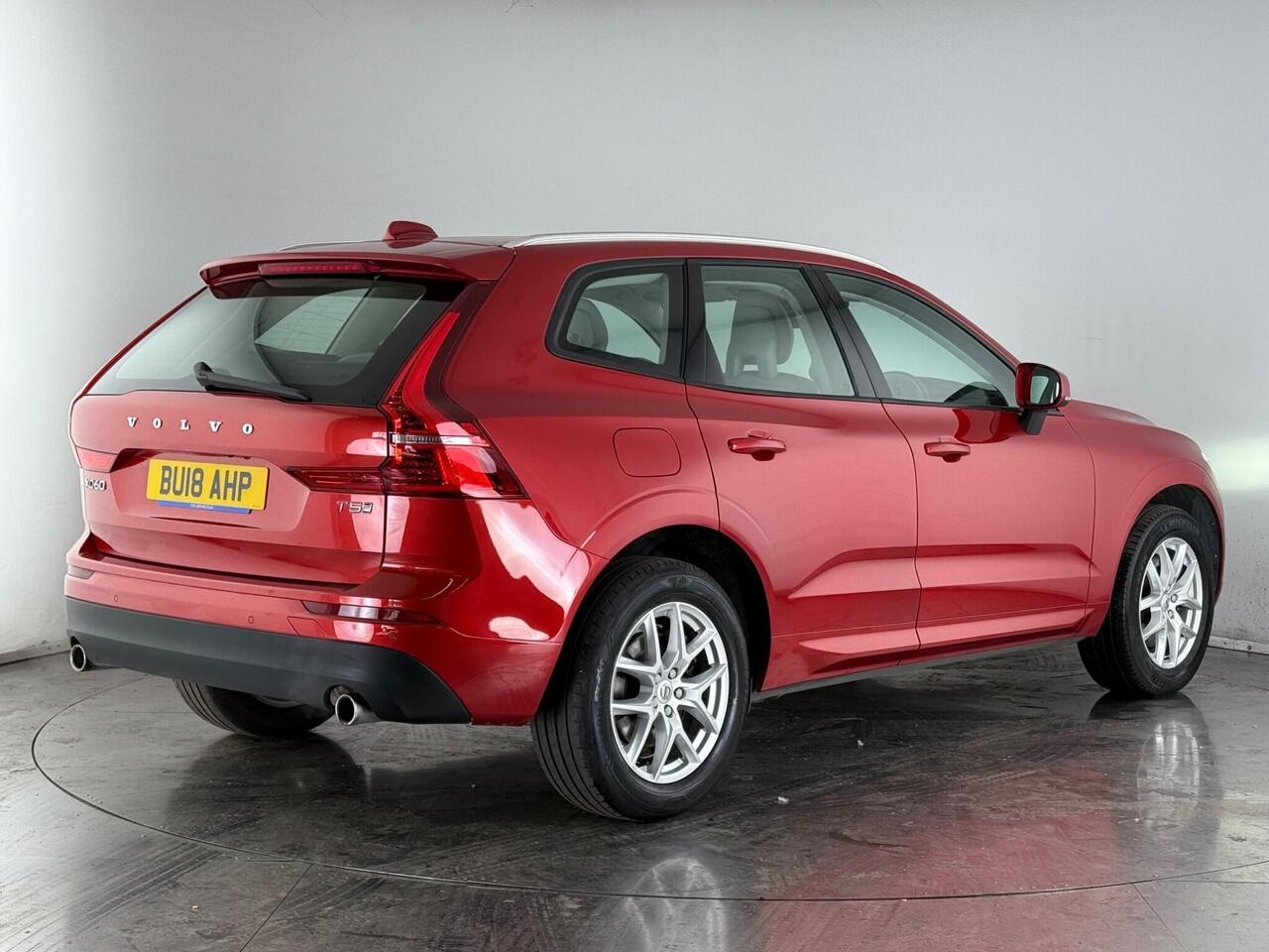 Volvo XC60 thumbnail Rear Right