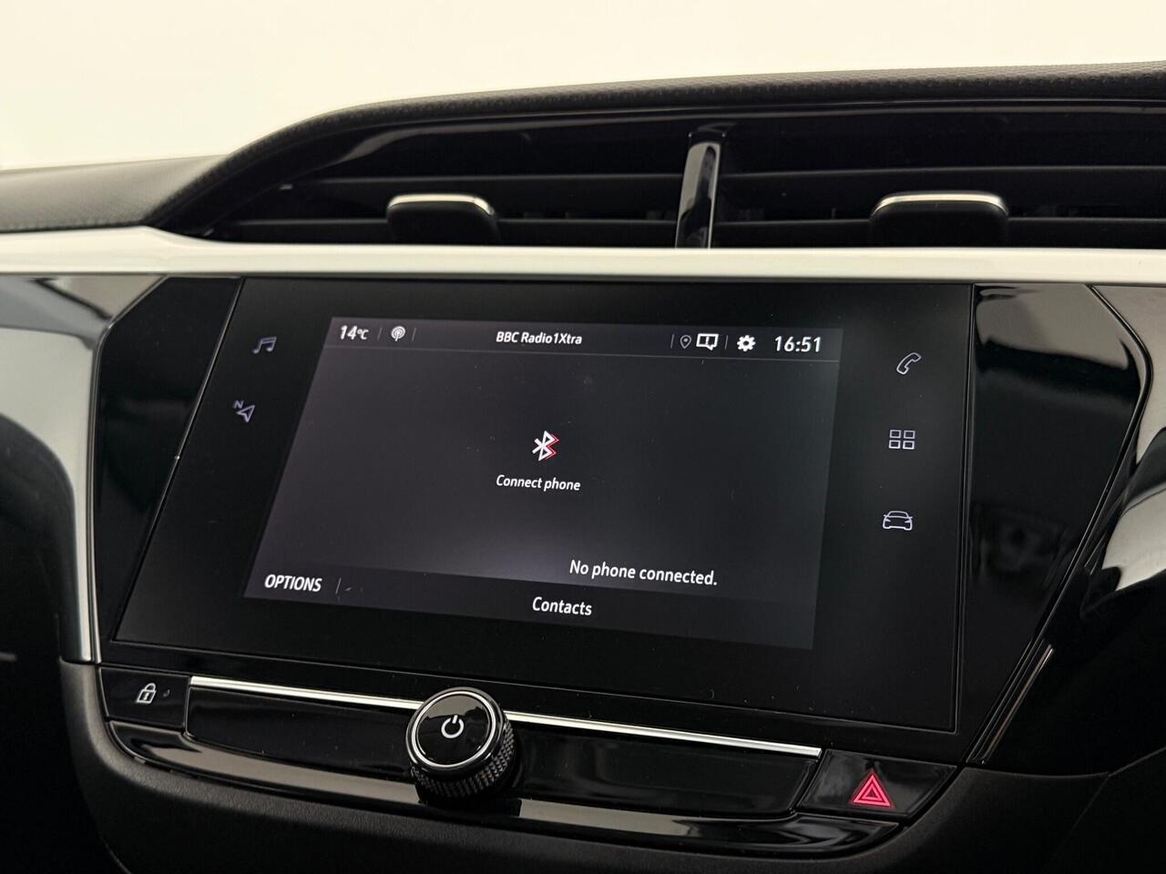 Vauxhall Corsa thumbnail Infotainment System