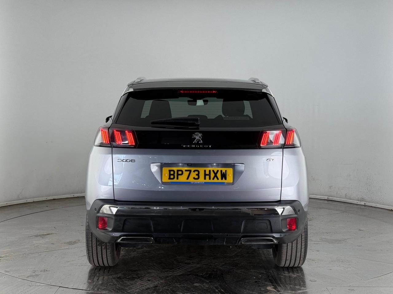 Peugeot 3008 thumbnail Rear