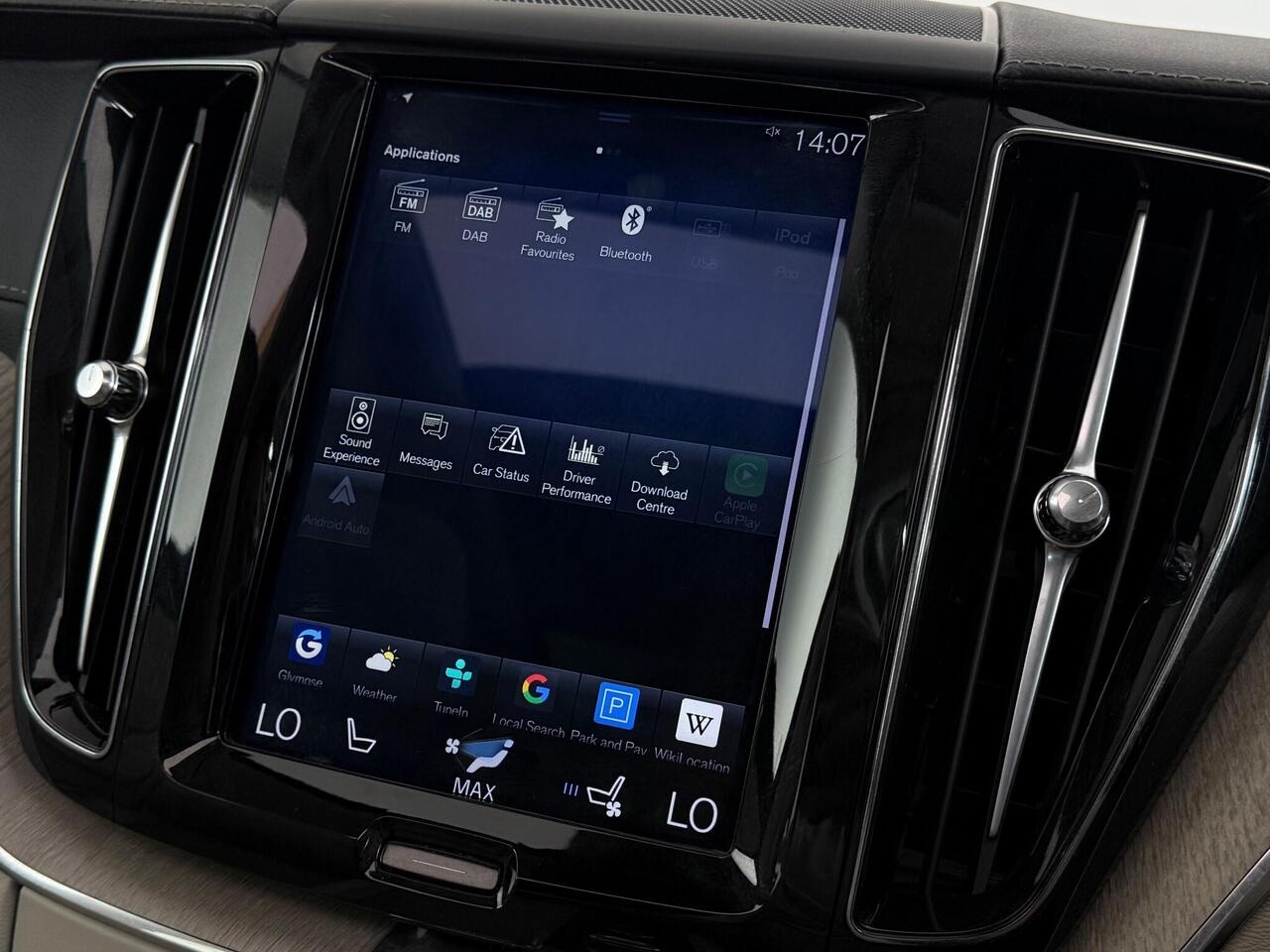 Volvo XC60 thumbnail Infotainment System