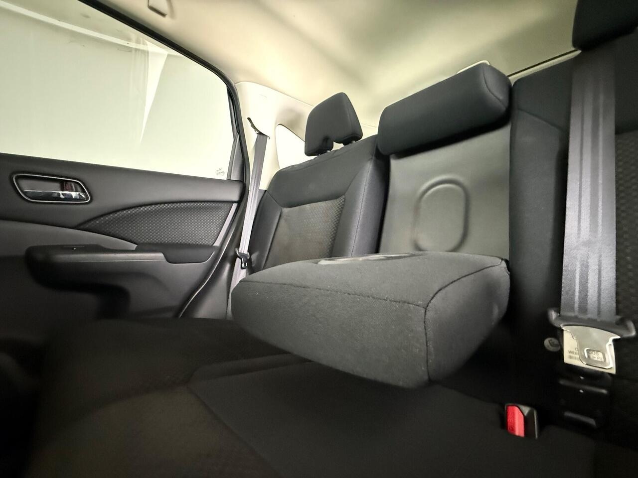 Honda CR-V thumbnail Seat Front Passenger