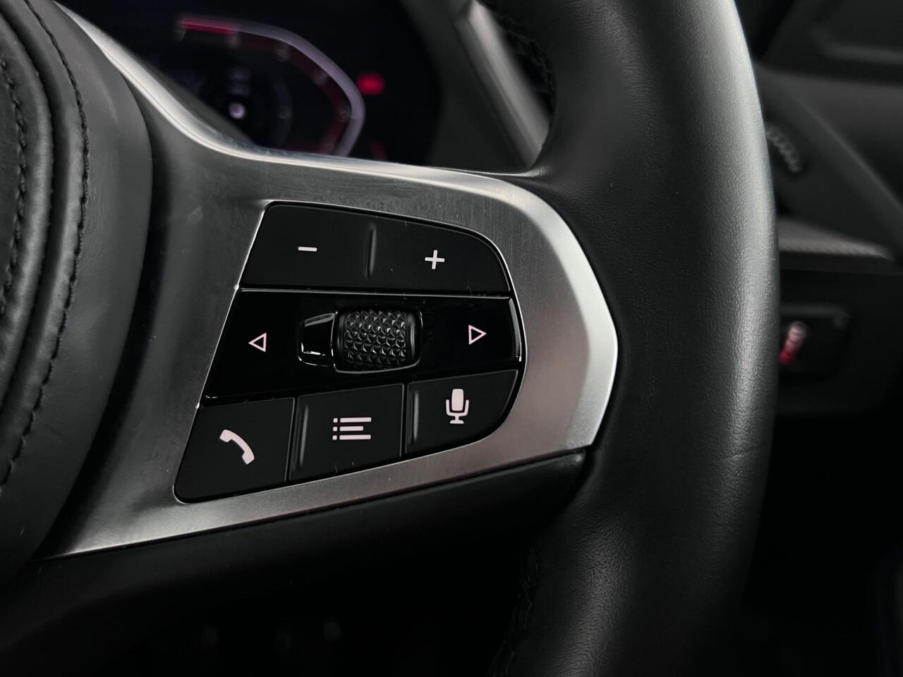 BMW 2 Series Gran Coupe thumbnail Misc Controls
