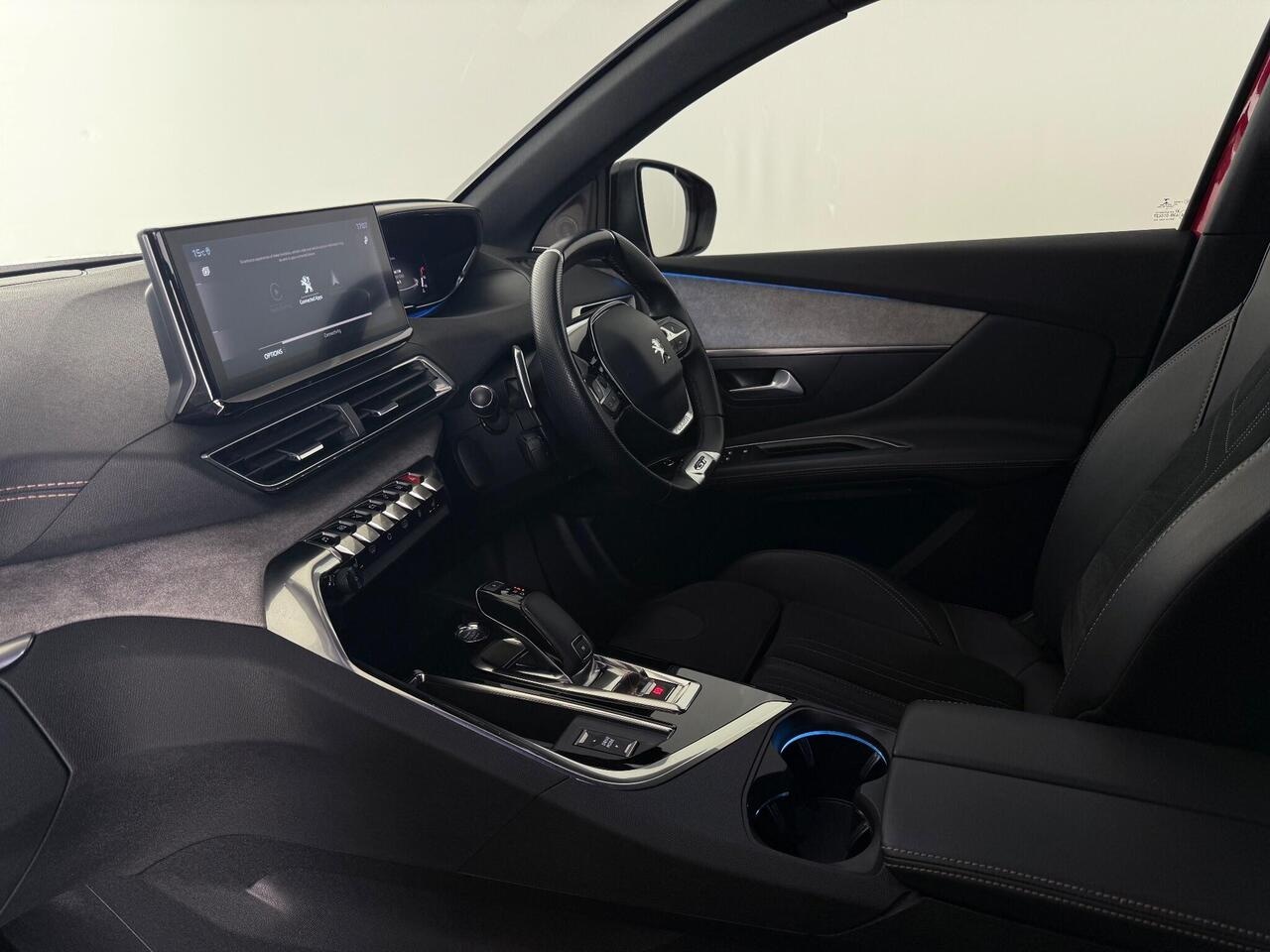 Peugeot 3008 thumbnail Interior Front