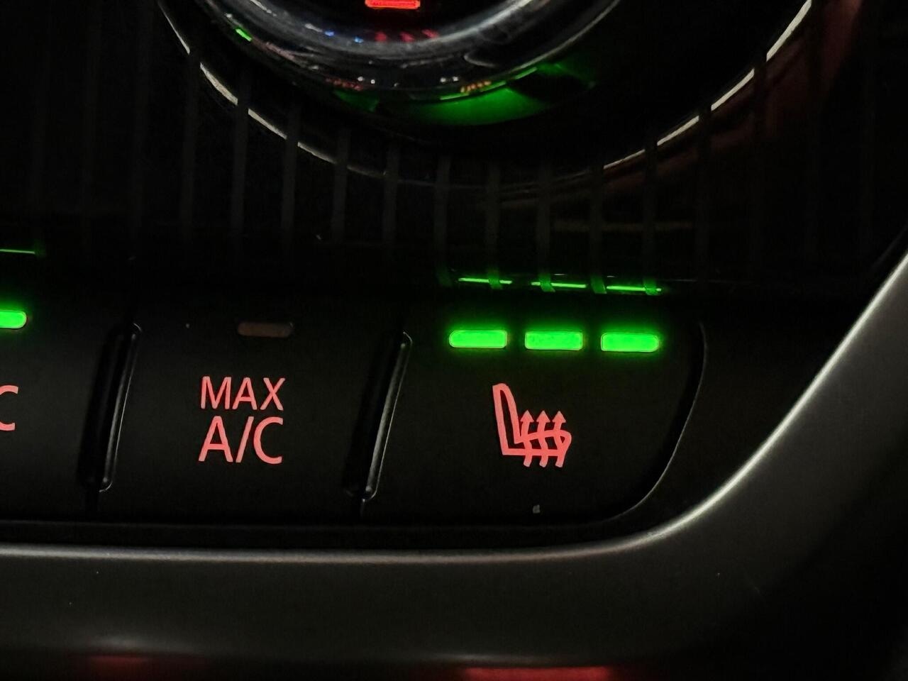 MINI Countryman thumbnail Misc Controls