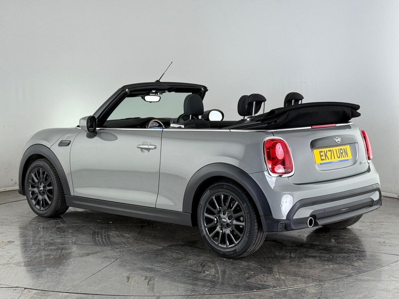 MINI Convertible thumbnail Rear Left