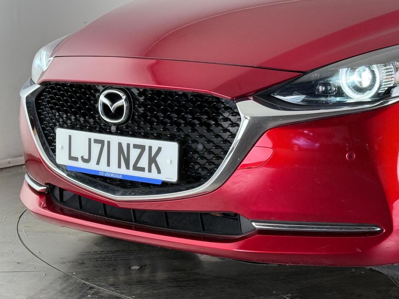 Mazda Mazda2 thumbnail Lights Front