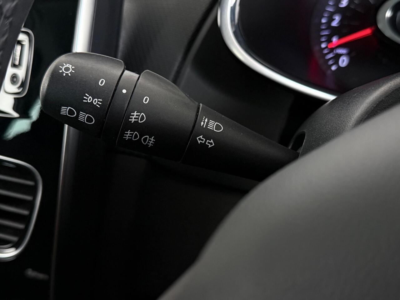 Renault Clio thumbnail Misc Controls