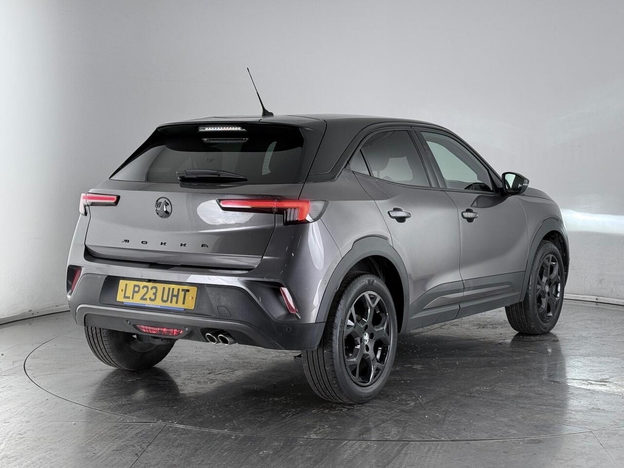 Vauxhall Mokka thumbnail Rear Right