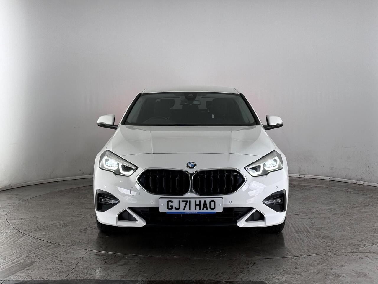 BMW 2 Series Gran Coupe thumbnail Front