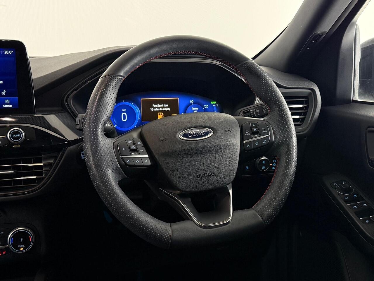 Ford Kuga thumbnail Steering Wheel