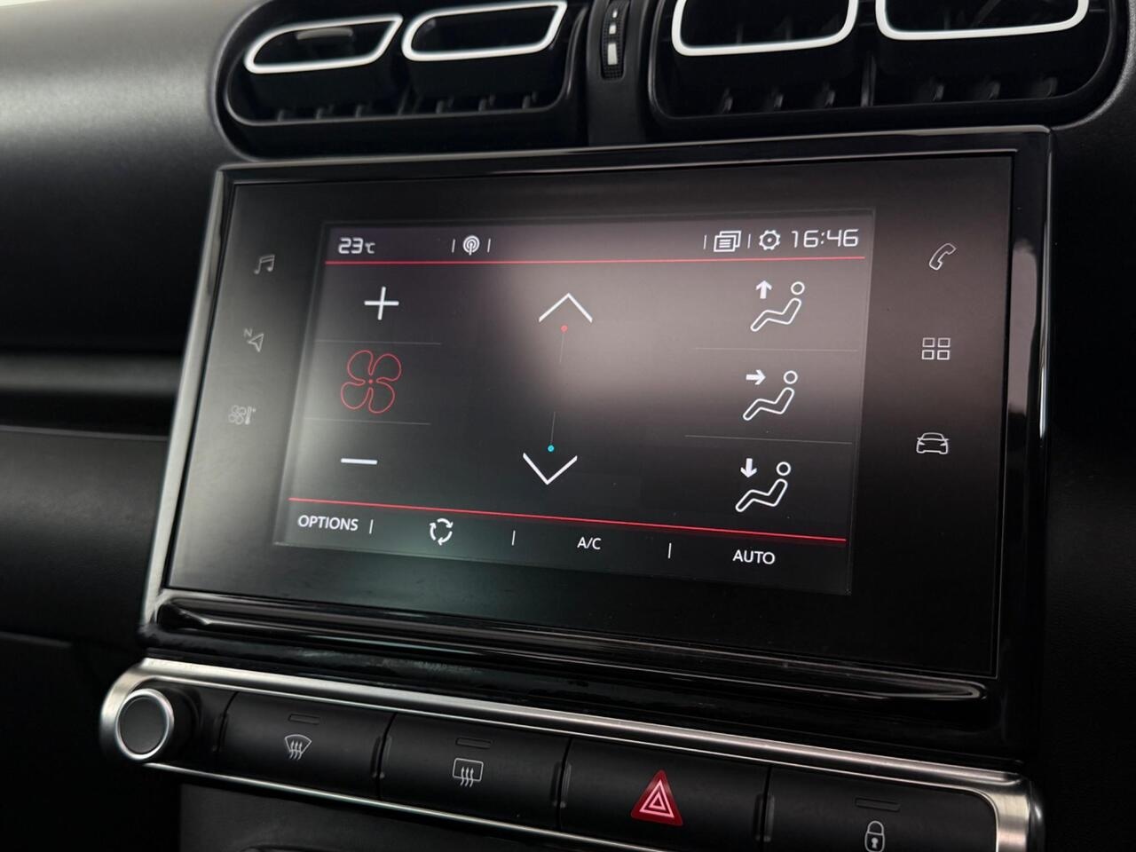 Citroen C3 Aircross thumbnail Infotainment System