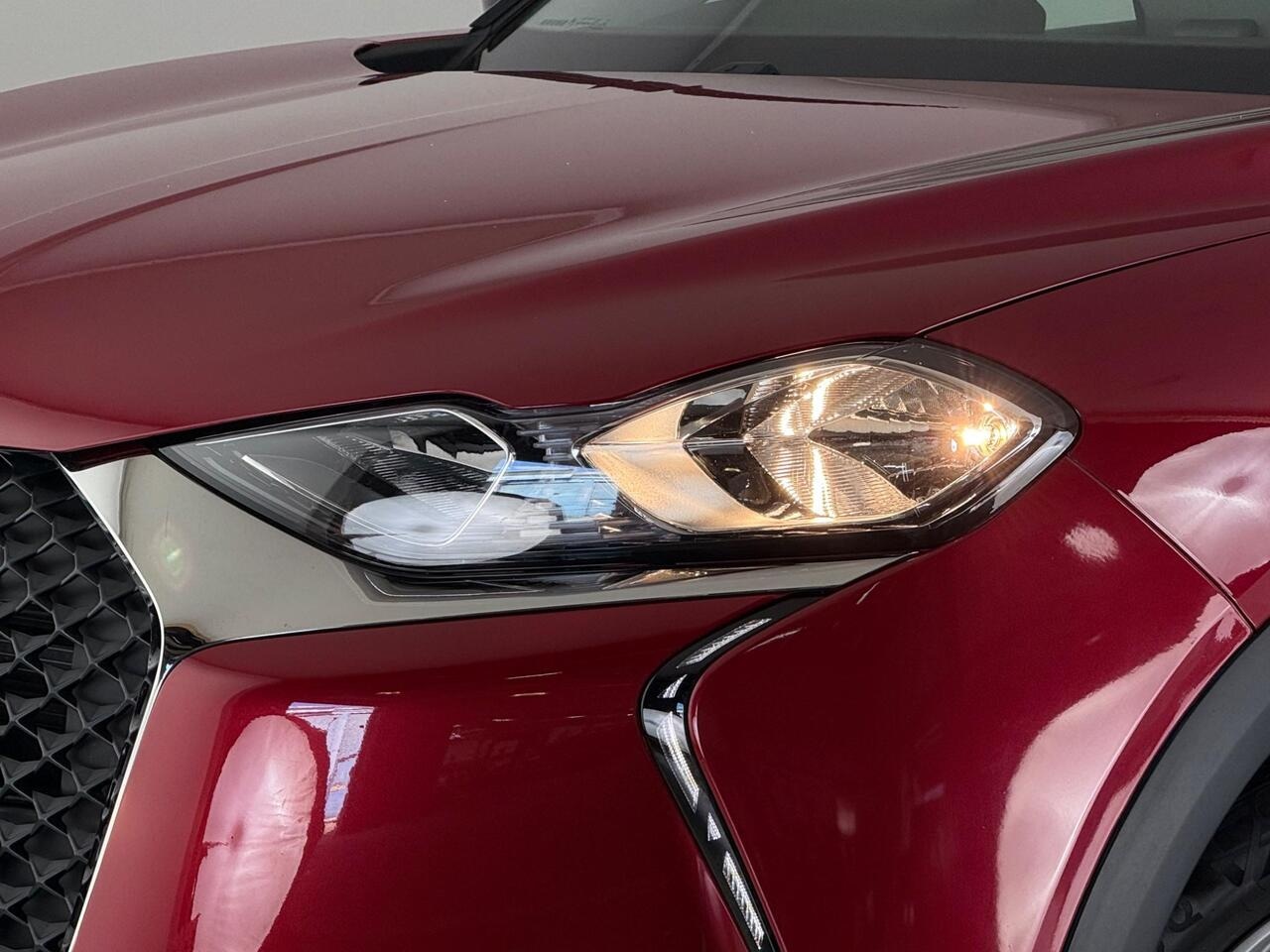 DS AUTOMOBILES DS 3 CROSSBACK thumbnail Lights Front