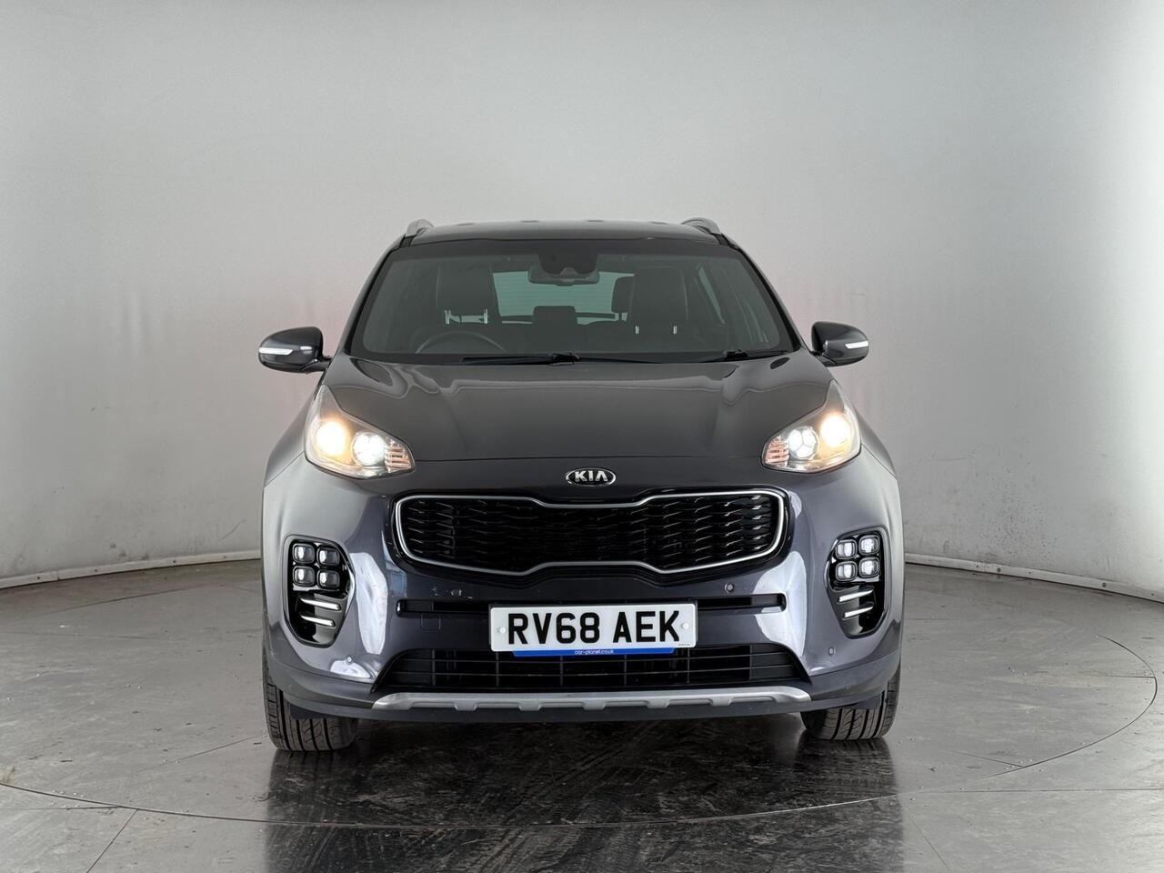 Kia Sportage thumbnail Front