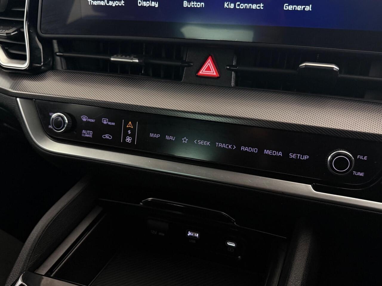 Kia Sportage thumbnail Infotainment System