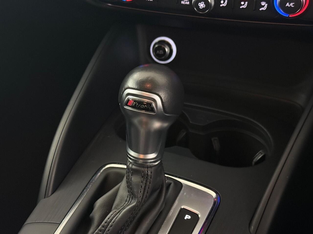 Audi A3 thumbnail Interior Front
