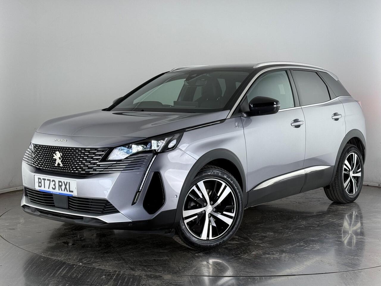 Peugeot 3008 thumbnail Front Left