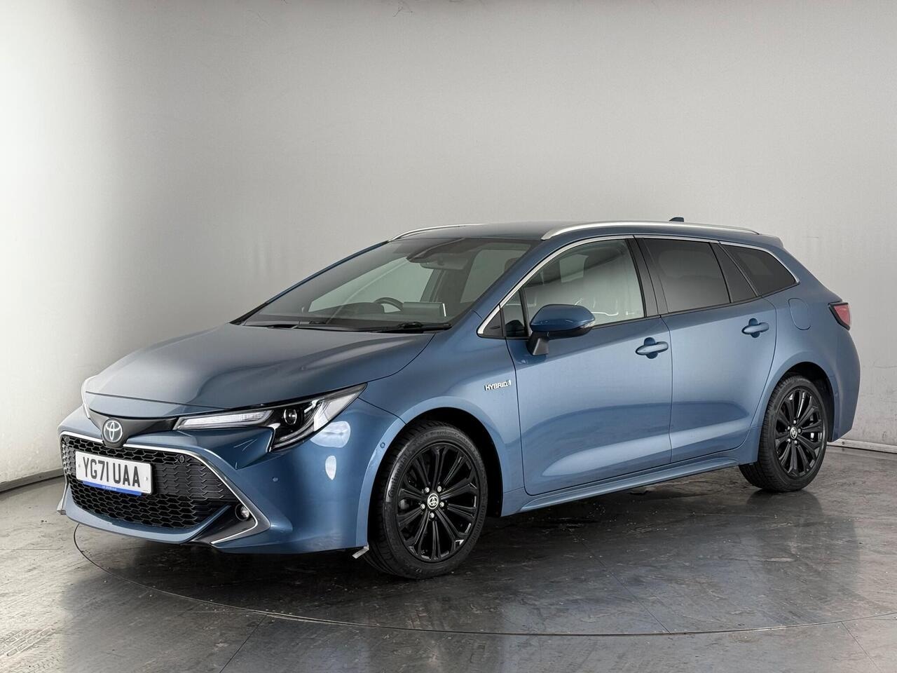 Toyota Corolla thumbnail Front Left
